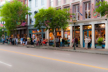 Charleston, South Carolina commercial streetscape