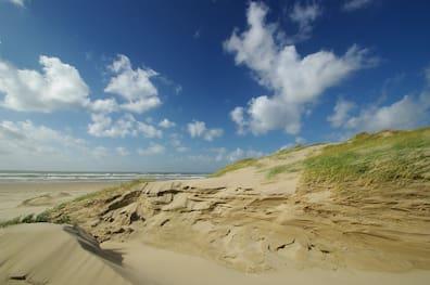 The beach at Bergen aan Zee is three kilometers long.