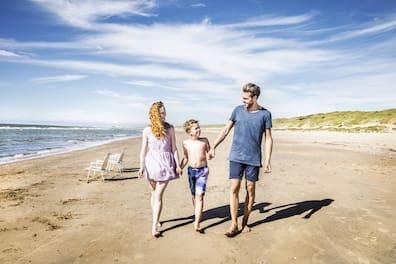 The beautiful beach of Zandvoort has the unofficial title 'Pearl by the Sea'. It offers a lot to families.