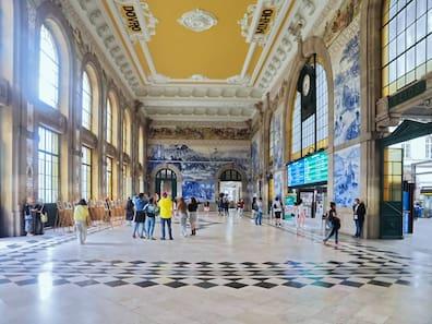 One of the world's most beautiful train stations is in Porto: The São Bento Railway Station.