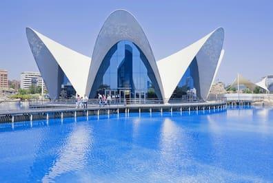 Oceanogràfic in Valencia boasts impressive architecture.