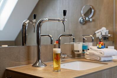 In this hotel, you have your own tap with delicious Mühlen Kölsch.