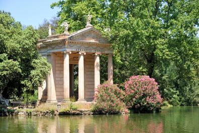 Admission to the Villa Borghese Park in Rome is free, but the art museum Galleria Borghese requires a fee of 25 euros.