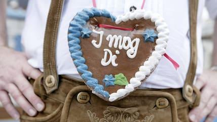'I mog Di': Flirting is a part of the Munich Oktoberfest tradition. (Symbol image)