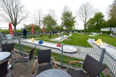 This mini-golf course is located directly at the Falckensteiner Beach.