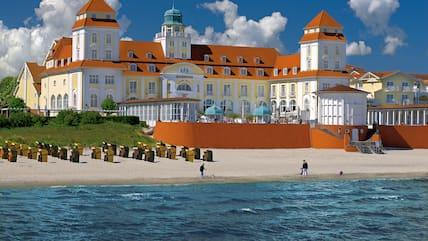 The Travel Charme Kurhaus Binz is located right at the beachfront of the seaside resort Binz on the island of Rügen.