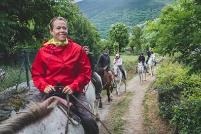 Whether on a bike or horseback: The Pyrenees offer a variety of tours you can do.