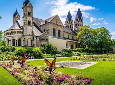 The impressive Basilica of St. Kastor in Koblenz - surrounded by lovingly landscaped gardens, invites you to linger and be amazed.