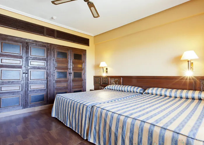 Mejores hoteles frente al mar en Aguadulce Almería