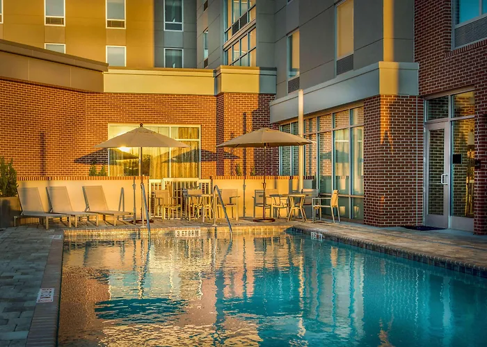 Explore Top-Rated Tallahassee Hotels for Your Stay
