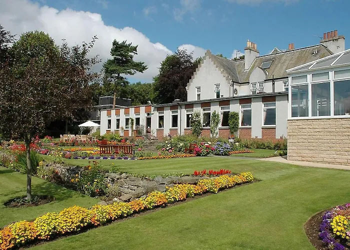 Discover Budget-Friendly Accommodations with Cheap Hotels in Dunfermline