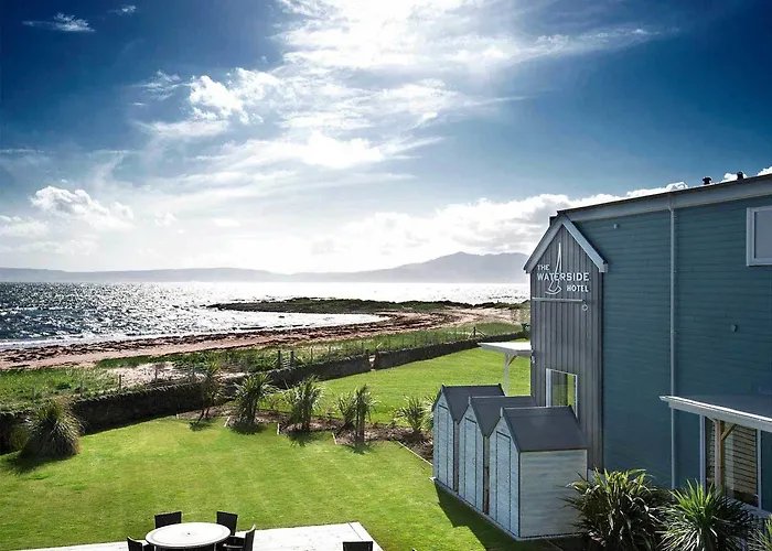 Discover the Luxury and Comfort of 4-Star Hotels in Largs, United Kingdom