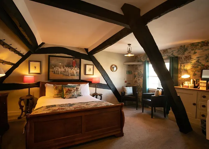 Explore the Best Hotels in Burford Cotswolds for an Unforgettable Stay