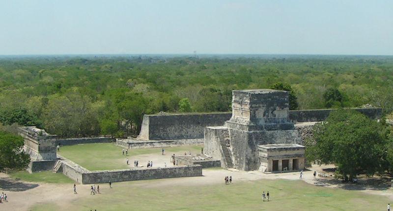 chichen itza corte pelota