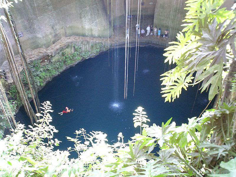 Cenote Ik Kil