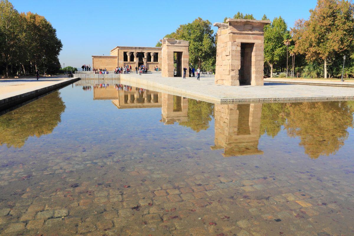Visitez le Temple de Debod