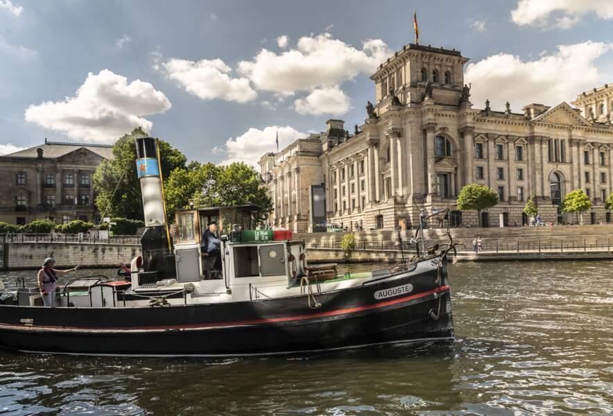 Et au milieu coule une rivière