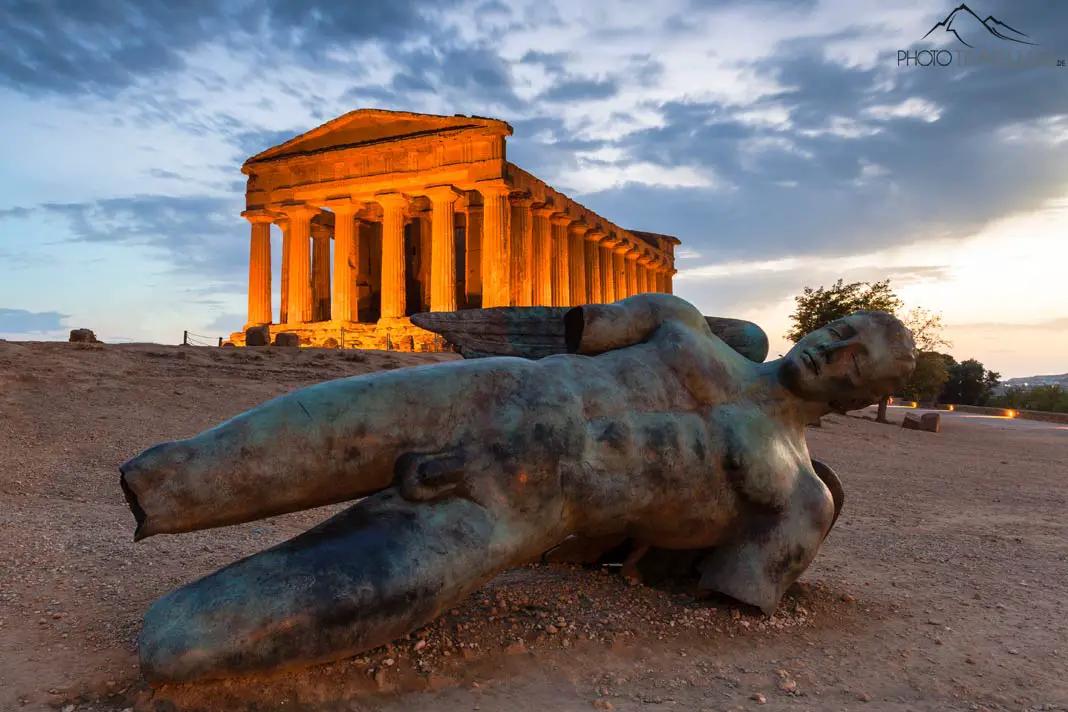 Das Tal der Tempel auf Sizilien im Abendlicht ´