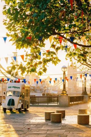 Its no secret that the best light for photographers is first thing in the morning. Head to this particularly gorgeous...